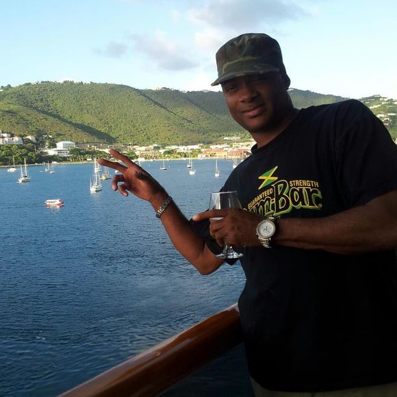 Meet your Posher, Rene - Picture 1 of 1